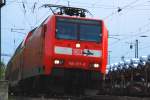 BR 146 Lokportaits Kurz vor dem Mindener HBf kam der RE6 mit Fahrtziel Minden durch die letzte Biegung vor der Einfahrt zum Endziel. Gezogen von der 146 017-9 die auch mal wieder ein Opfer von Graffiti-Schmierern wurde. 