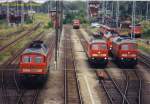 Br.232-654-4 und noch andere Loks der Baureihe 232 im Rangierbahnhof ...