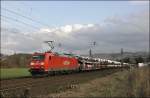 BR 185 mit Zugen Der 'Starzug' CSQ 60058, Ingolstadt Nord - Emden, wurde am 27.03.2009 von der 185 178 bespannt und konnte bei Hohenlimburg abgelichtet werden.

