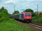 482 047 mit einem Kirchentagssonderzug in Limmer  ...