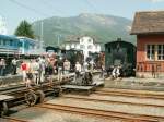 RB Rigi Bahnen Stimmungsbild vom Dampflokfest der Rigibahn am 23.05.09 in Goldau.Ganz rechts,als Gastlok,sieht man die Kastendampflok 
Ec 3/5 Nr.5 ex.HWB der SBB Historic