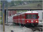 Der R1657 (S8) nach Rh�z�ns erreicht den Bahnhof Untervaz-Trimmis. Im ...