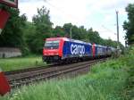 Auslandische Loks Baureihe 482 036-1 zieht zwei weitere Loks der SBB Cargo (eine weitere 482 und eine 421) sowie einige Kesselwagen am 28.05.2009 bei Tekenberg zwischen Magdeburg und Braunschweig.
