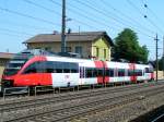 br-4023 4023 002-1 verl�sst als R3064 den Bhf. Marchtrenk und f�hrt seinem Ziel Salzburg Hbf. entgegen; 090525