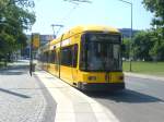 Die 2582 als Einsatzwagen an der Haltestelle Webergasse. 25.05.2009  ...