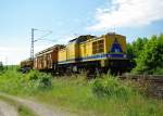 203 309-0 der DB Netz Instandsetzung mit einem kleinen Bauzug ...