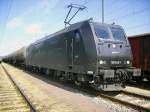 kessel--und-silozuge Am 30.05.09 durfte ich nach l�ngerer Abstinenz mal wieder einen Kesselzug ziehen; hier mein schwarzes 'Pferdchen' im G�terbahnhof Eisenach.