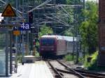 101 048 schiebt den IC 2213 Ostseebad Binz - Stuttgart; ...