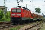 143 349-9 mit ihrer Regionalbahn bei Dessau Richtung Leipzig am ...