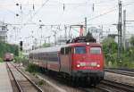 115 302 mit einem Sonderzug am Heimeranplatz. Auf den Zuglaufschildern ... 115 302 mit einem Sonderzug am Heimeranplatz. Auf den Zuglaufschildern ...