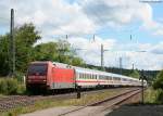 101 044-6 mit dem IC 2004 Bodensee (Konstanz-Emden) bei der ...