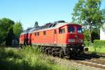 DB 233 586-7 auf dem Verbindungsgleis in Lindau-Aeschach; 30.05.2009  ...