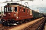 186 Re 4/4 der BLS auf Bahnhof Spiez am 26-07-95. ...