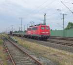110 169-0, in alter Bauform, der ST. Minden, f�hrt am ...