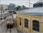 Der Triebzug 2004 f�hrt im Bahnhof von Luxemburg an den ...