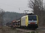br-189-dispolok Die ES 64 F4-005 am 04.04.2009 mit einem G�terzug bei der Durchfahrt in A�ling. 