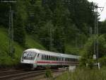 IC 2371 Schwarzwald (Hamburg Altona-Konstanz) (35+) mit Schublok 101 079-2 am ... IC 2371 Schwarzwald (Hamburg Altona-Konstanz) (35+) mit Schublok 101 079-2 am ...