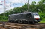mrce-mitsui-rail-capital-europe Lokportrait von ES 64 F4-204 Lz mit Zulassungen f�r Deutschland, Polen und der Niederlande. (Gremberg, 19.05.2009).