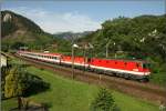 br-1144 1144 247 & 279 ziehen IC 556 'Erlebnis Demokratie' von Graz nach Wien S�d.
St�bing 11.06.2009