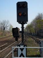 Ein Lichtvorsignal f�r die S-Bahn.Aufgenommen in Berlin N�ldnerplatz Richtung Lichtenberg. ...