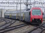 Re 450 073-2 am 26.3.05 bei der Einfahrt in Z�rich ...