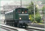 ae-4-7 Beim Warten auf den modernen, aber wieder mal versp�teten CIS wurde uns in Bellinzona altbew�hrte Technik in Form der Ae 4/7 10997 vorgef�hrt. (06.06.2009)