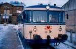 Winter 2002, Neustadt/Dosse. Dieser Uerdinger der PEG wurde mit Raps�l ...