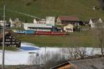 AB Appenzeller Bahnen Mit Triebwagen BDe 4/4 34 (Ostwind-Werbung) f�hrt Regio 342 am 29.12.2006 von Urn�sch talw�rts gegen Herisau. 