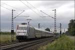 101 144 (9180 6101 144-4 D-DB) schleppt den IC 2154, ...