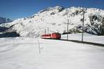 FO Furka-Oberalp-Bahn Sportzug-Pendel mit Deh 4/4 91 unterwegs als Leerzug Oberalppass - Andermatt unterhalb N�tschen. 13.1.2007. 