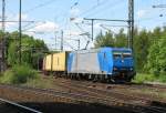 Eine unbeschriftete, blaue, 185er; ...  Felix H�hne 17.06.2009