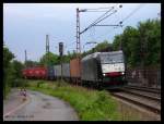 185 553 f�hrt mit ...  Eric Adrian Greulich 18.06.2009