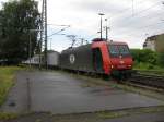SBB 481 002-4, der ITL, f�hrt am 19.06. 09, mit einem ...