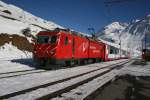 Ob die GlacierExpress-Z�ge tats�chlich im N�tschen kreuzen m�ssten, ist mir ...