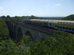 SU 46-046 bef�hrt, am 13.06. 09, die Nei�e-Br�cke in G�rlitz  ...