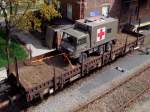 Ks(21813310314-1)ist mit einem SANKA (Sanit�tskraftwagen) beladen ; 090418  ...