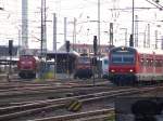 nurnberg Sch�nes Nebeneinander verschiedener Fahrzeuge in N�rnberg Hbf. 