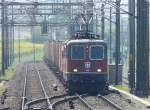 SBB - Re 4/4 11287 und Re 6/6 vor einem ...