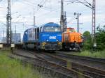 Eine G2000 der OHE �berholt eine Lok der BBL in ...