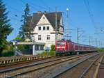 143 159-2 erreicht mit ihren vier Halberst�dter y-Wagen den Bahnhof ...