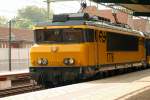 Die NS 1776 mit ein intercity nach Roosendaal am 26/06/09 ...
