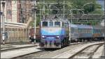 BR 1061 1061 011 f�hrt mit ihrem Schnellzug aus Ljubliana in Rijeka ein. (12.06.2009)