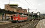 BR 151 151 058-5 durchf�hrt am 21.06.2009 mit einem G�terzug aus Richtung Unterelbe den Bahnhof Hamburg-Harburg.