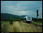 br-641 VT4.07 der Eurobahn hat soebend den Bahnhof Voldagsen verlassen. Fr�her war die Strecke L�hne-Hameln-Elze mal zweigleisig, wie man vielorts noch erkennen kann.