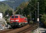 BR 218 mit Zugen Die Karlsruher 218 477 eilt am 11. April 2009 mit dem versp�teten RE 4838 von Heilbronn nach Mannheim durch den Heidelberger Ortsteil Schlierbach. Der n�chste Halt des Zuges ist der Hauptbahnhof von Heidelberg.