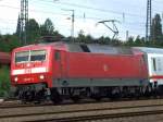 BR 120 DB 120 157 zieht am 19.06.2009 einen IC aus Bochum in Richtung D�sseldorf.