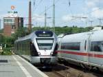 Viel Verkehr im Bochumer Hauptbahnhof am 19.06.2009 bei der Einfahrt ...