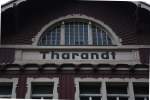 Das sch�ne Empfangsgeb�ude des Bahnhofs Tharant am 15.06.09.  ...