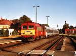 M41 2305 mit IC 971 “BATS�NYI” Keszthely-Budapest-D�li pu. auf Bahnhof ...
