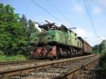 EL2-21 zieht beladene Wagen zum Kraftwerk PĄTN�W .  ...